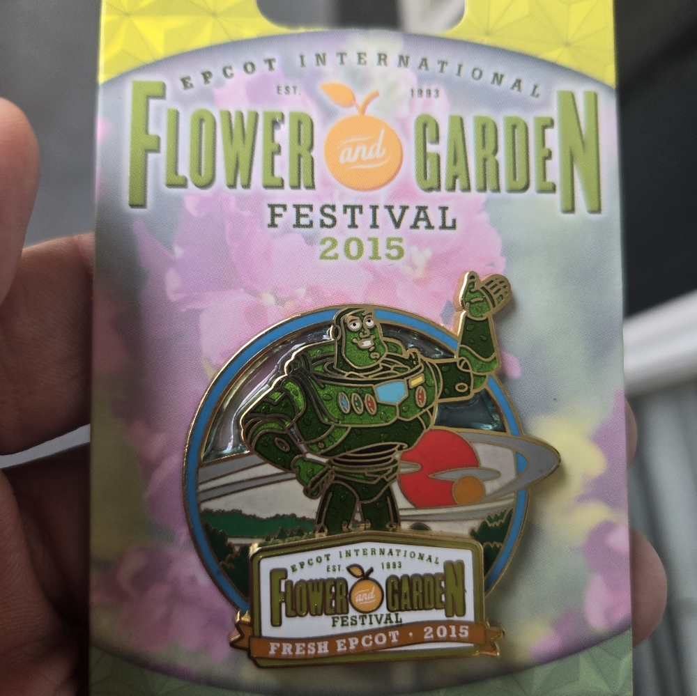 Flower and Garden 2015 Buzz Lightyear Limited Edition EPCOT Pin Trading Disney